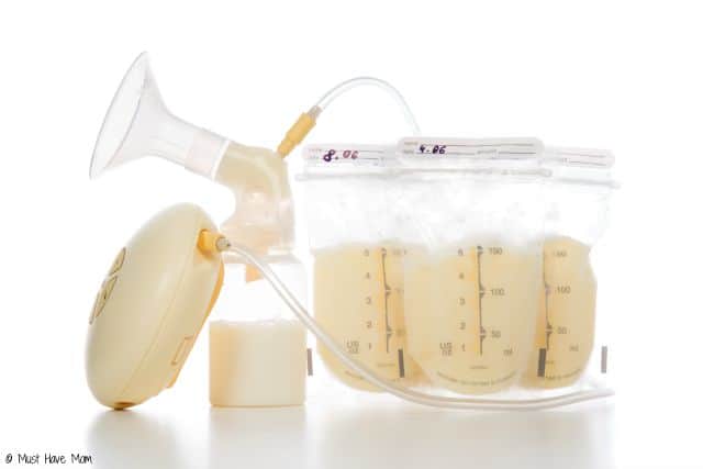 How to build a stockpile of breastmilk in your freezer! Pumping and storing breastmilk how to guide