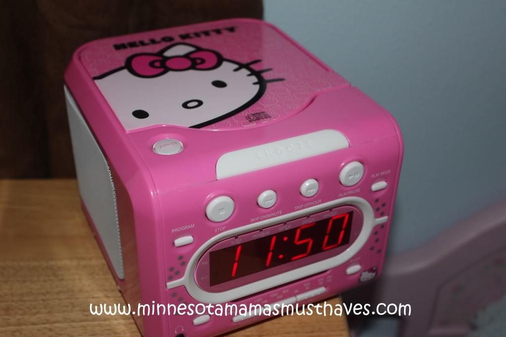 Hello Kitty Clock Radio with CD Player Review! Must Have Mom