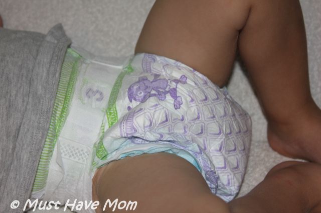 NEW Luvs Nightlock Diapers Keep Baby Dry All Night Long Review