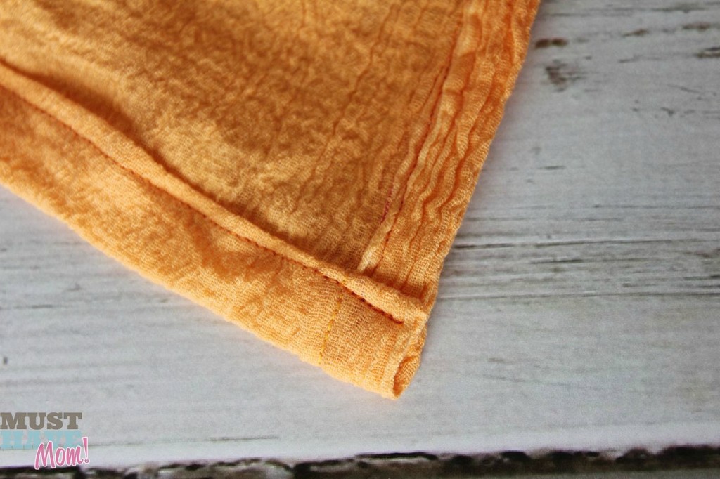 DIY cotton muslin blanket tutorial