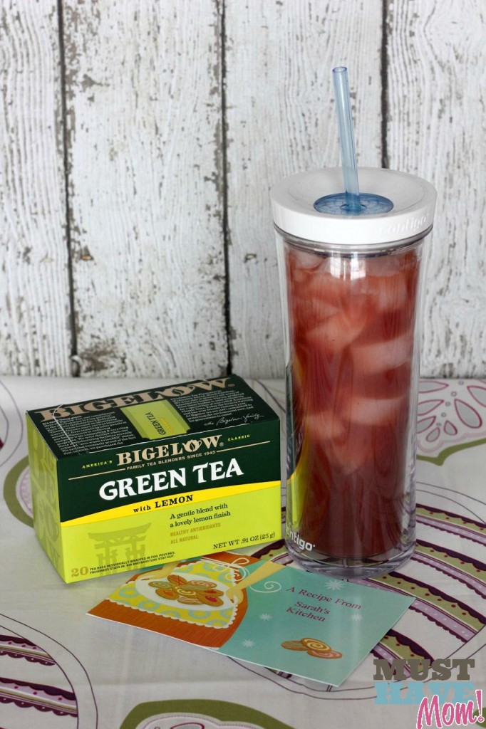 Iced Strawberry Green Tea - Must Have Mom