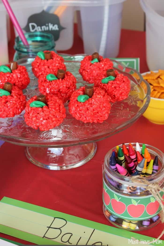 Rice Krispie Treat Chalkboards - Back-to-School Snacks