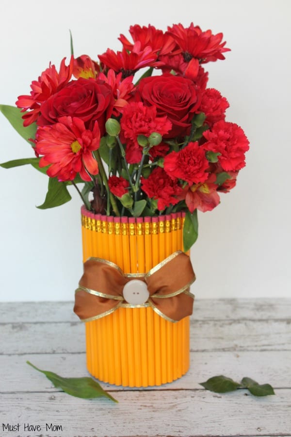 Pencil store flower vase