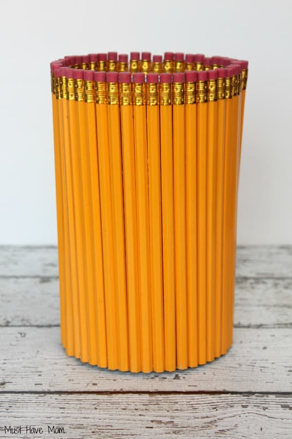 DIY Teacher Gift Pencil Vase Step 3