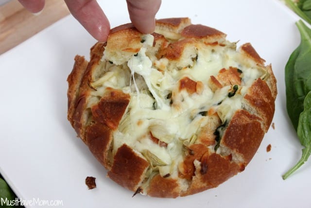 Spinach & Artichoke Dip Pull Apart Bread Recipe