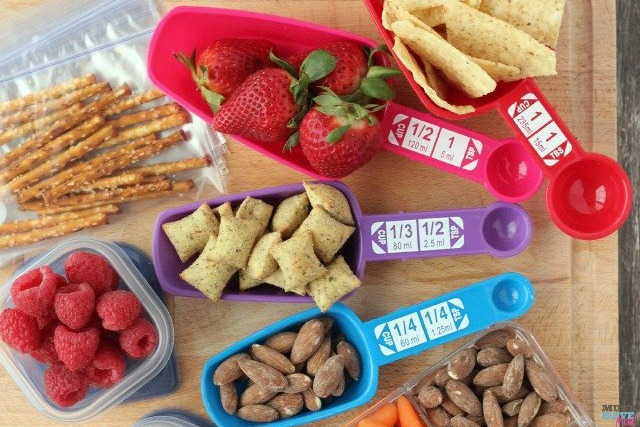 Weight Watchers 1 point snack ideas and portion control ideas. Healthy snack ideas to stay on track with your diet.