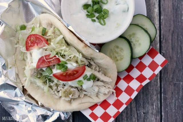 Slow Cooker Chicken Gyros With Tzatziki Sauce Recipe