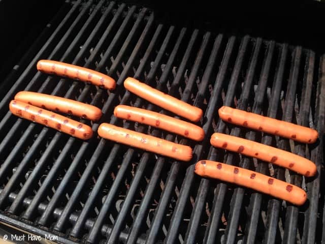 How To Make A Minnesota Dog! Porketta topped Franks with Top The Tater! Regional Minnesota Recipe