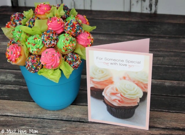 How To Make A 15 Minute Easy Cupcake Bouquet Birthday Gift