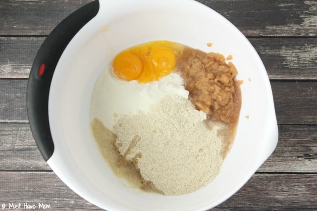 Rice Cereal Pancakes with baby food and baby cereal as an ingredient. Use baby food as a topping. Great way to use up baby rice cereal and baby food once baby moves to finger foods!