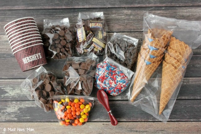 Make Your Own Sundae Kit (Gift Pack)