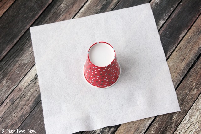 Make Tissue Paper Bowls, Easy, Inexpensive Craft