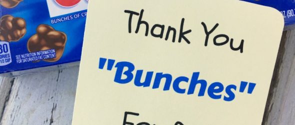 Free printable thank you cards for cafeteria staff appreciation! Celebrate school lunch hero day and thank those that provided school lunches for your child each day!