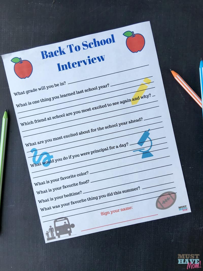 Free printable back to school interview questionnaire! Interview your kids each year before the new school year and save them! Fun back to school activity! 