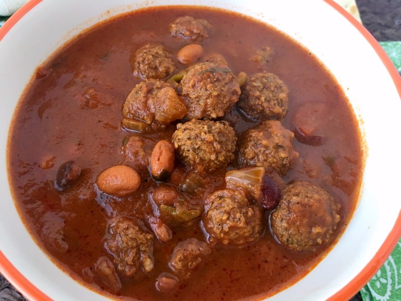 Easy Meatball Chili recipe you can make in the slow cooker or stove top! Delicious twist on regular chili! Fall recipes slow cooker chili for game day!