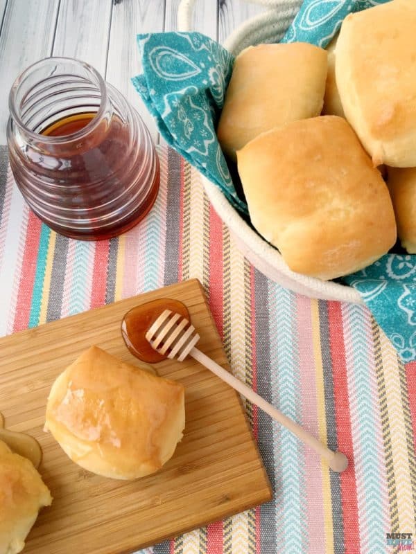 Copycat Texas Roadhouse Rolls In Bread Machine Recipe With Cinnamon