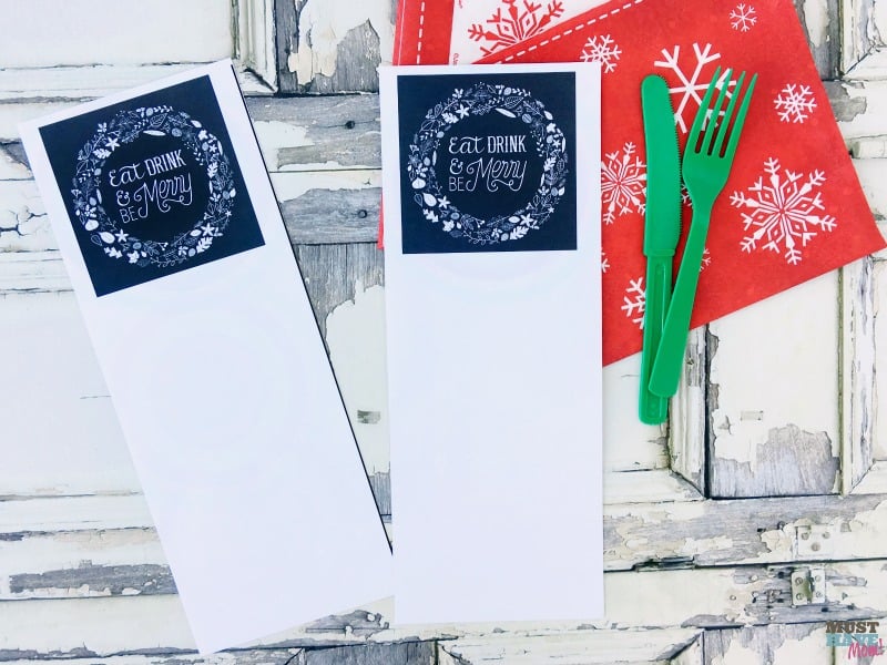 Free rustic Christmas party printables and rustic gift tag printables. These are so charming! Pair with burlap and chalboards for a rustic look! Free christmas invitations, party food signs, gift tags, place setting, signs and more!