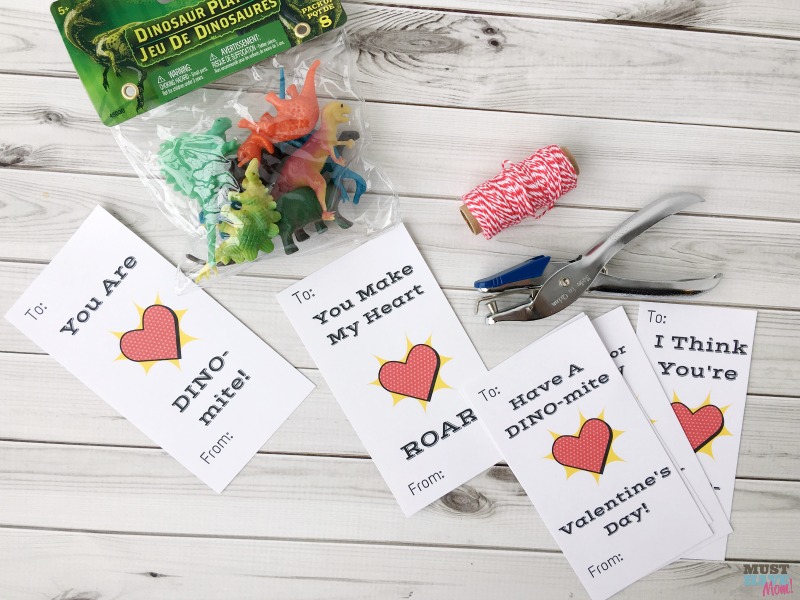 Free printable dinosaur Valentine's Day cards! Great for classroom valentine cards! Go print them FREE!