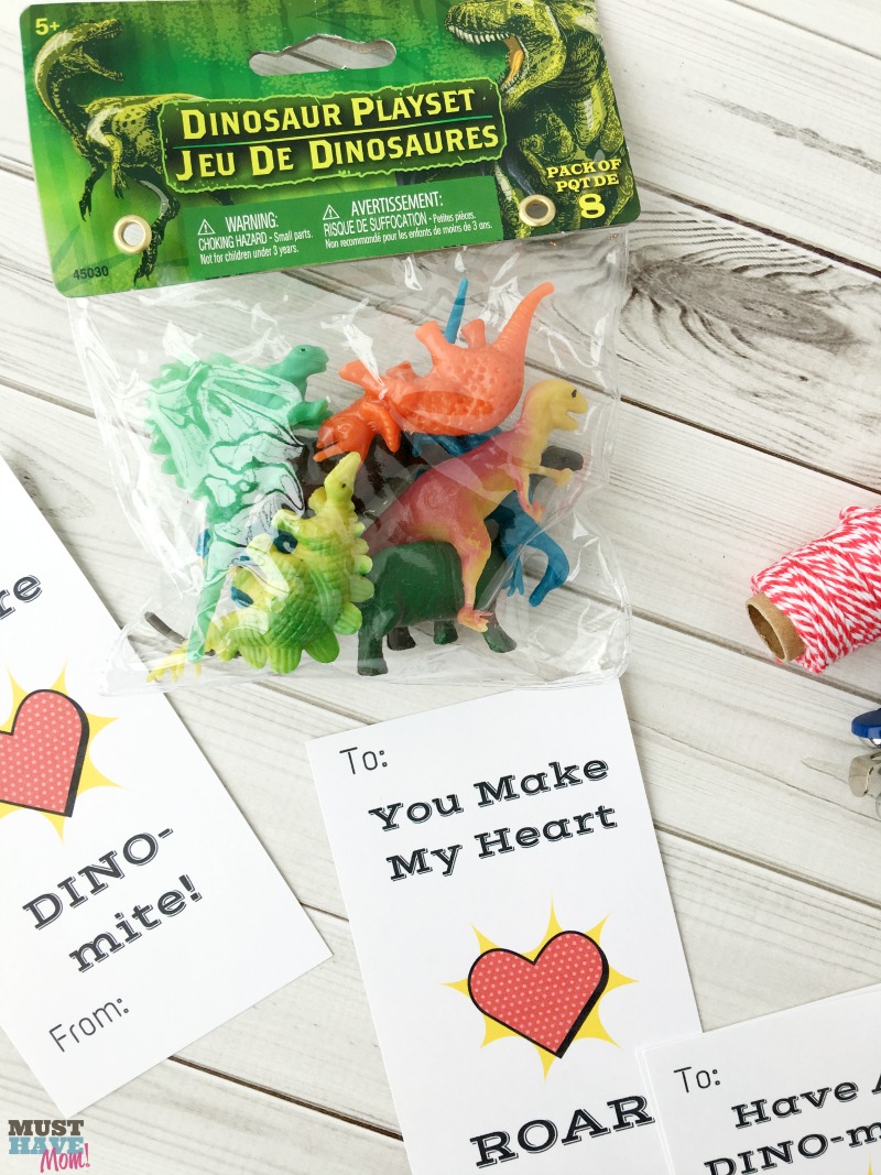 Free printable dinosaur Valentine's Day cards! Great for classroom valentine cards! Go print them FREE!