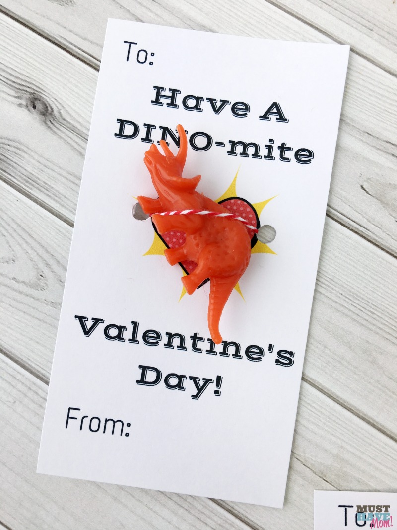 Free printable dinosaur Valentine's Day cards! Great for classroom valentine cards! Go print them FREE!