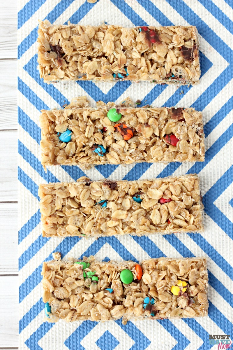 Easy homemade granola bars recipe base! 1 recipe with 8 different varieties! Homemade granola bar healthy, clean ingredients. She makes them every Sunday for the week!