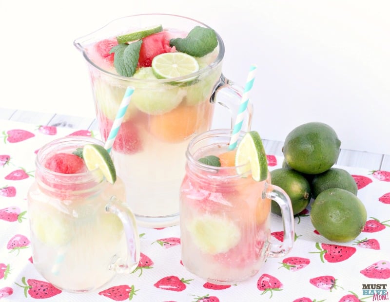 sparkling white grape juice punch