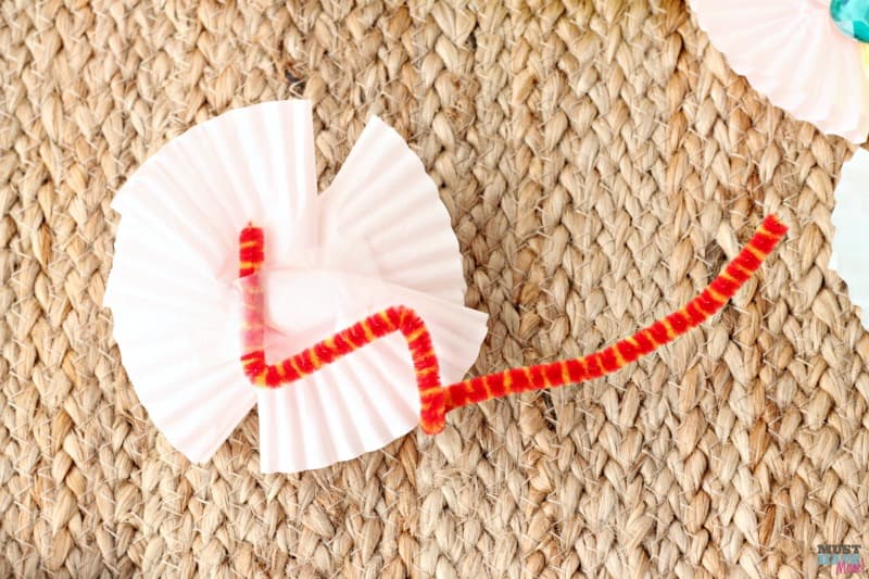 DIY Paper Flowers and Vase. Adorable Kids Craft for a Mother's Day gift idea. 