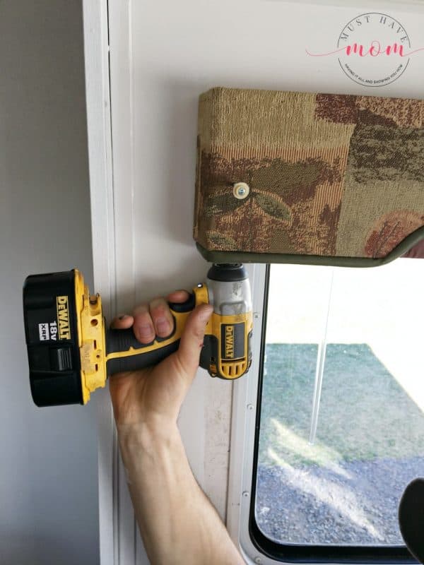 How To Remove Outdated RV Window Coverings Must Have Mom