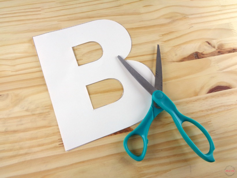 Letter of the Week craft activity idea! Letter "B" is for Buttons craft DIY tutorial and free printable letter B template.