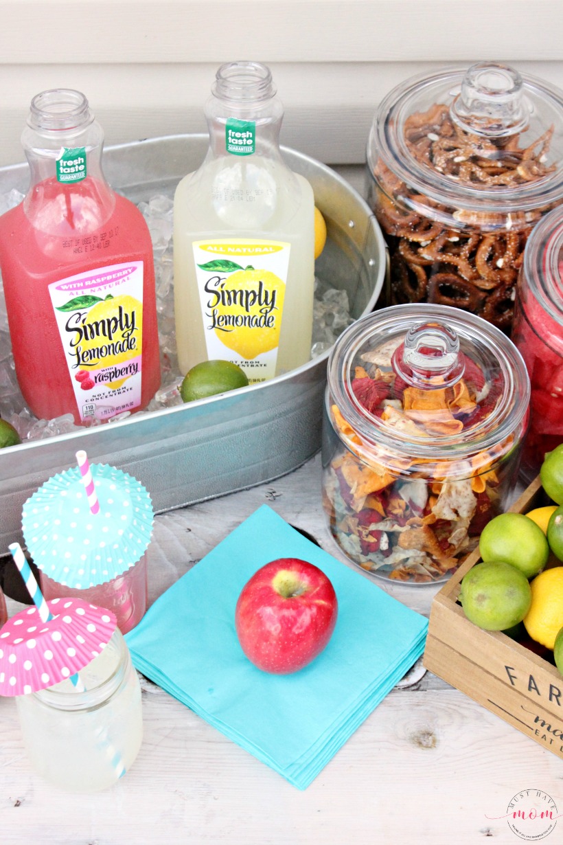 Outdoor party ideas you NEED to do for your next outdoor gathering. Awesome outdoor party hacks! 