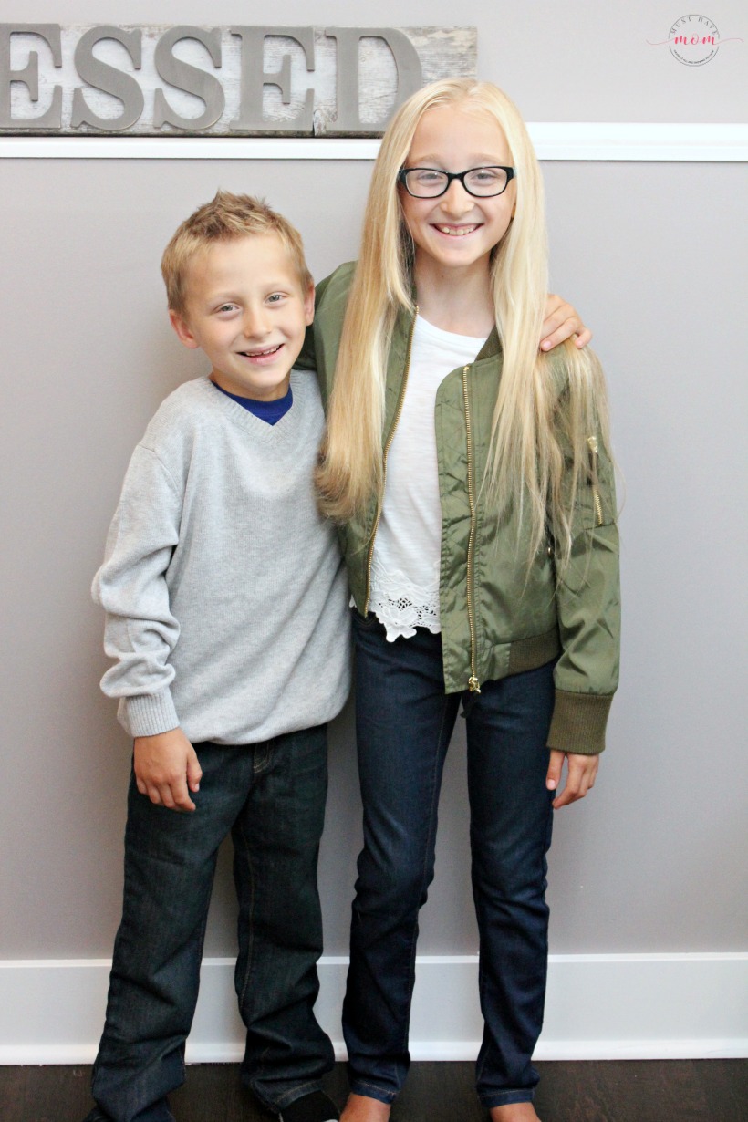 Back to school outfits for kids! Mix and match outfit ideas for boys and girls elementary age.