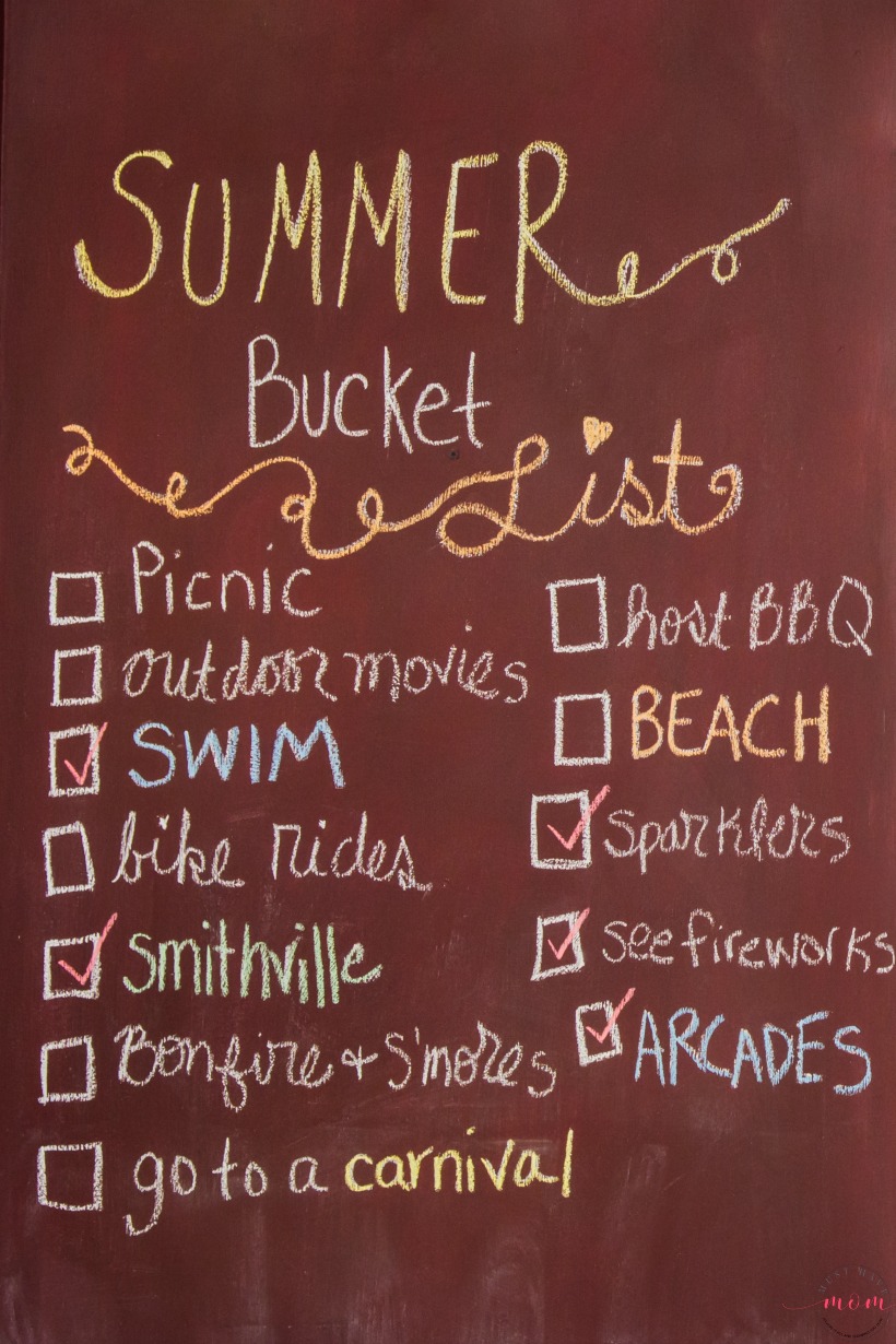 Summer bucket list ideas for 2017! Fun summer activity ideas for kids and adults to cross off their bucket list this summer!