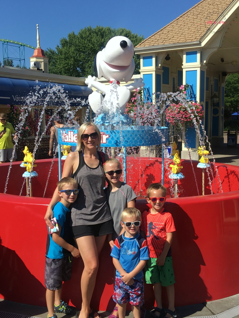 What to pack for a trip to Valleyfair amusement park with your family + tips to save money and have the most fun possible!