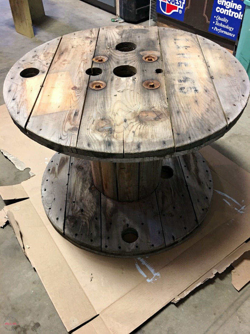 https://musthavemom.com/wp-content/uploads/2017/08/DIY-spool-table-project.jpg