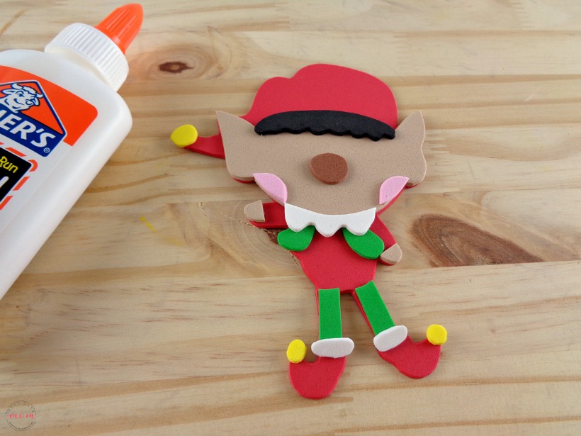 Weekly letter craft series! E is for Elf with free printable E and Elf templates. Kids preschool letter craft idea.