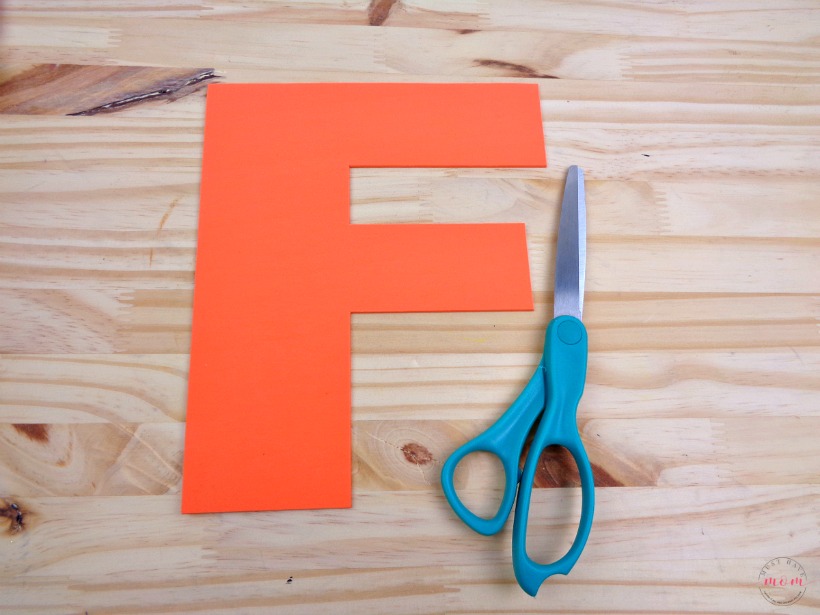 Weekly letter craft ideas. F is for fly kids craft idea. Educational kids activity 