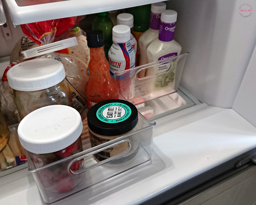 Easy fridge makeover tips! Fridge organization for busy families. Fridge hacks you need to know.