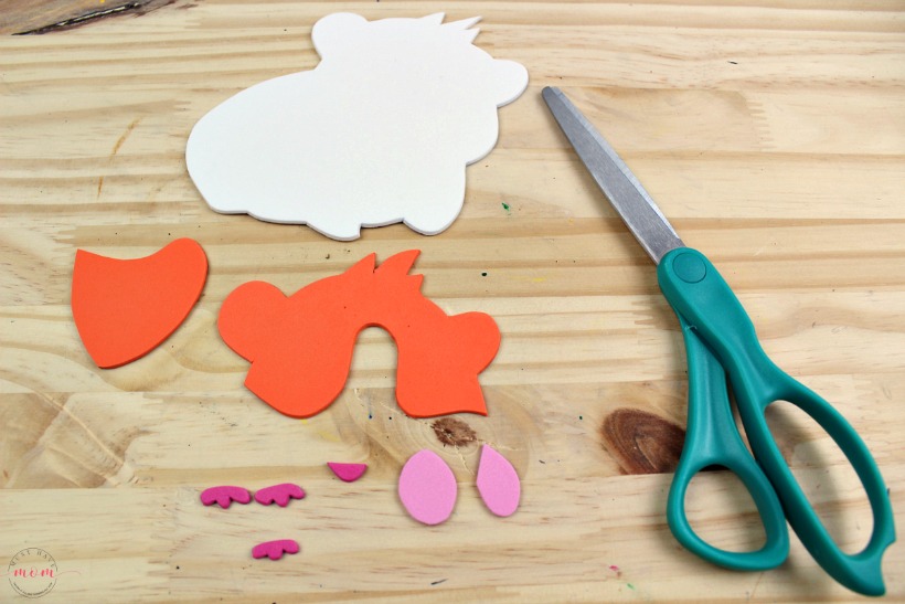 Weekly letter craft series! Letter H is for Hamster kids craft idea with free printable to teach letter recognition.