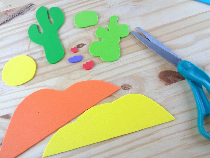 Weekly letter craft ideas! Letter D is for Desert preschool or kindergarten craft tutorial for learning letters.