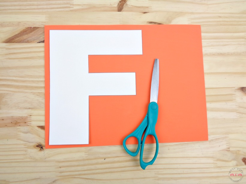 Weekly letter craft ideas. F is for fly kids craft idea. Educational kids activity 