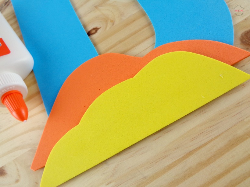 Weekly letter craft ideas! Letter D is for Desert preschool or kindergarten craft tutorial for learning letters.