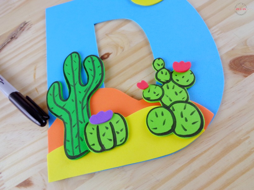 Weekly letter craft ideas! Letter D is for Desert preschool or kindergarten craft tutorial for learning letters.