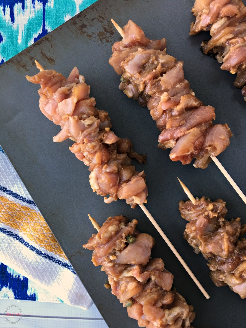 20 minute quick and easy chicken satay recipe with chicken satay marinade that doesn't require any time in the fridge! Super flavorful! Grill or oven