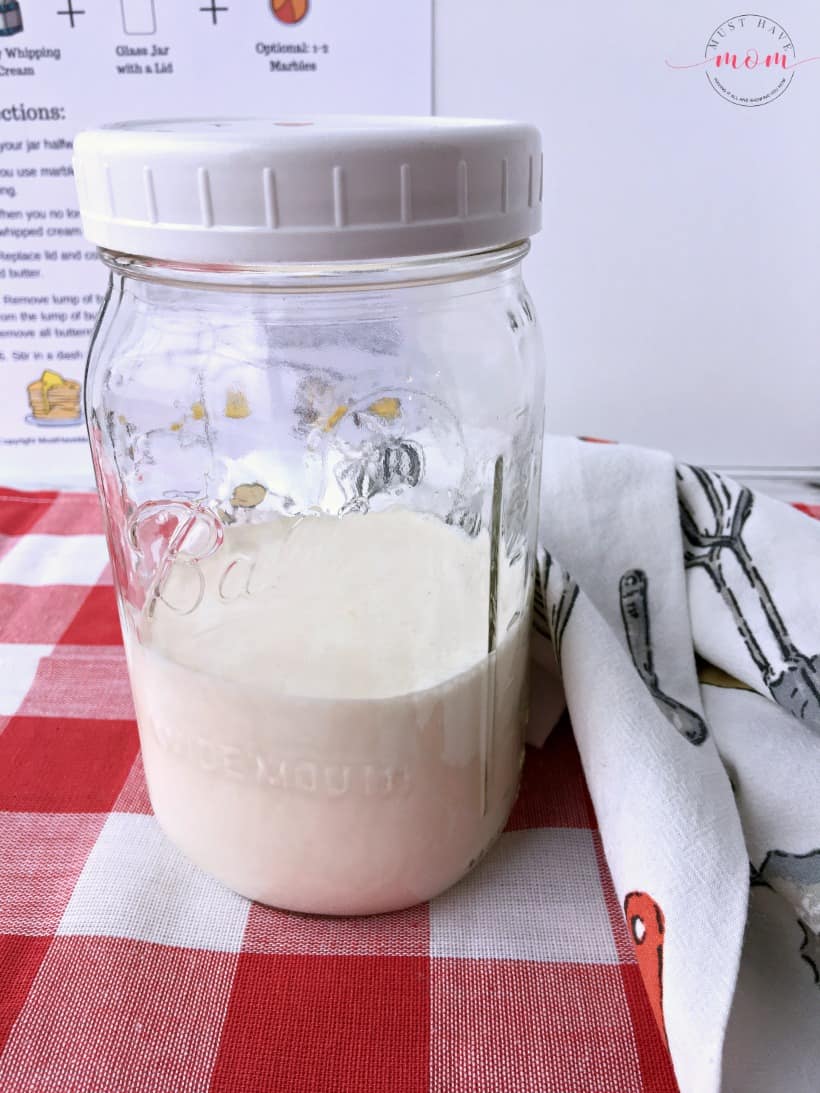 How to make your own butter using one ingredient! Great kids science / dairy farming learning activity! Free printable directions sheet.