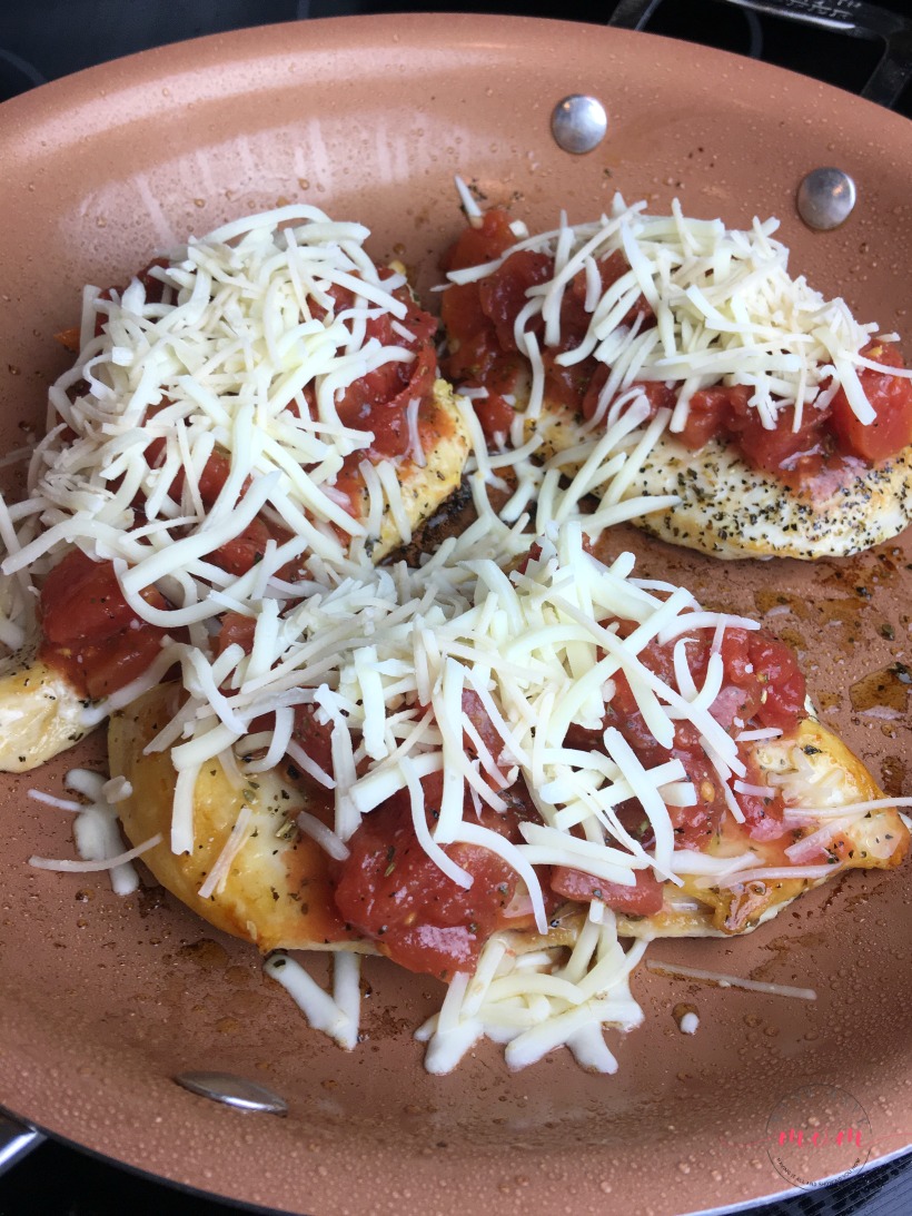 Quick and easy Bruschetta chicken dinner recipe! Italian food in under 30 minutes!