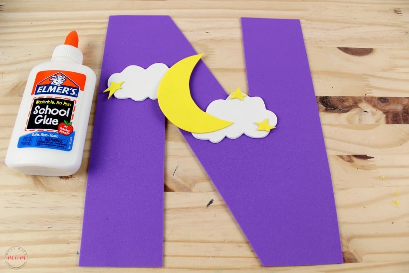 Weekly letter craft series N is for Night. Alphabet activities and crafts with free printables.