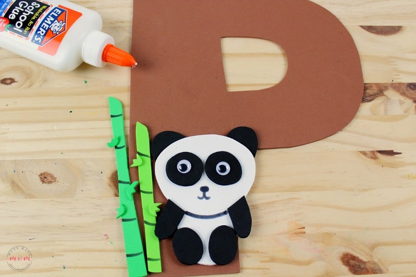 P is for Panda Kids letter craft with free printables! Great alphabet series for teachers to teach letters!