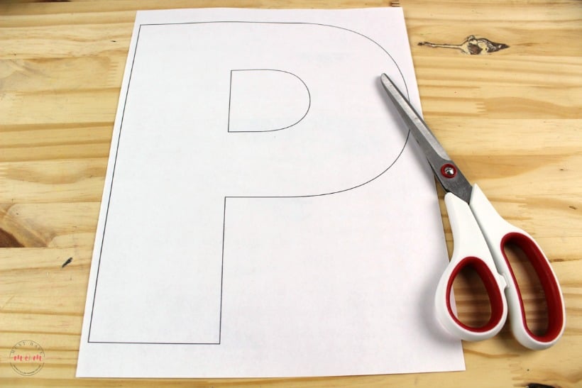 P is for Panda Kids letter craft with free printables! Great alphabet series for teachers to teach letters!
