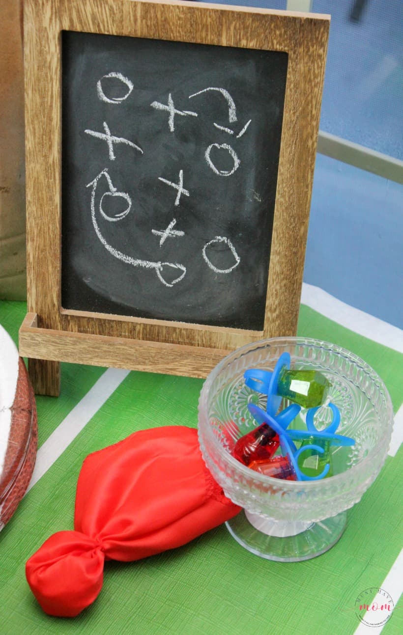 Quick and easy football party ideas for a pinterest-worthy big game party without all the work! Best football party appetizers!
