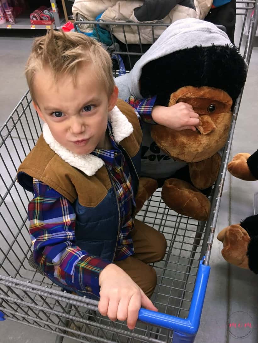 Why you should use Walmart online grocery pick up and avoid toddler meltdowns while grocery shopping!